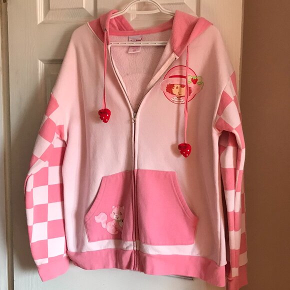 Hot Topic Tops - Strawberry Shortcake Hoodie LG Hot Topic